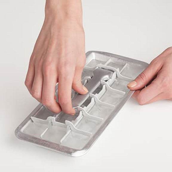 Vintage Stainless Steel Ice Tray - 18 Cubes - Best Brushes