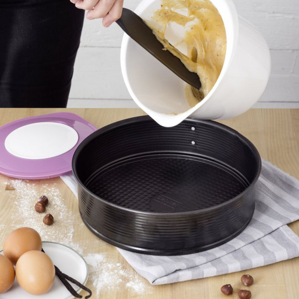 Black Metallic 28 cm Hinged Tin | Non-Stick Springform Cake Pan