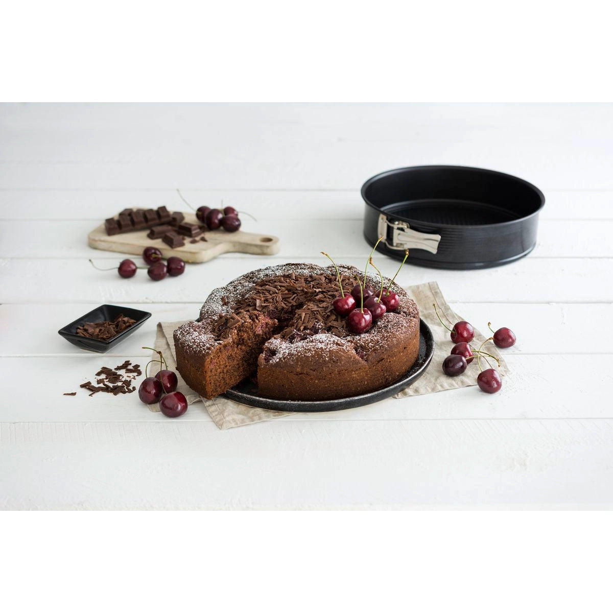 Black Metallic 20 cm Hinged Tin | Non-Stick Springform Cake Pan